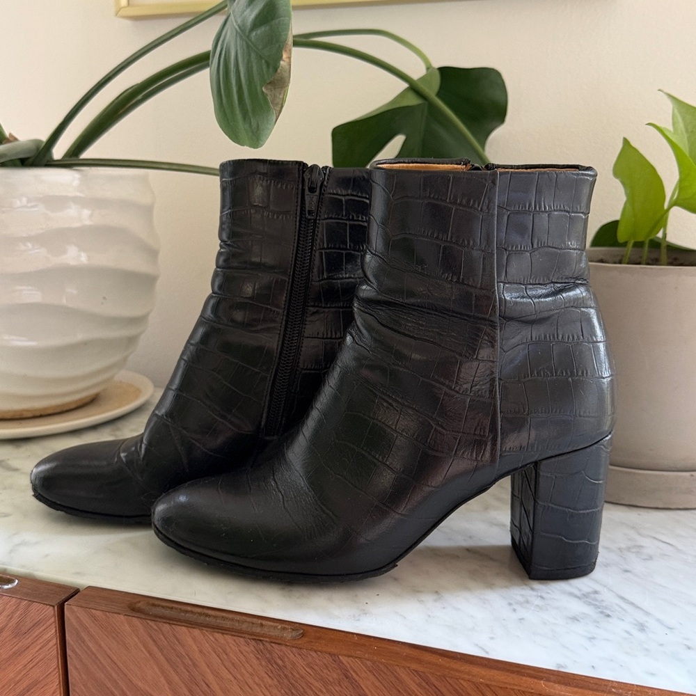 Sézane Lea Black Croc-Embossed Heeled Ankle Boots 37 / 6.5 Sezane